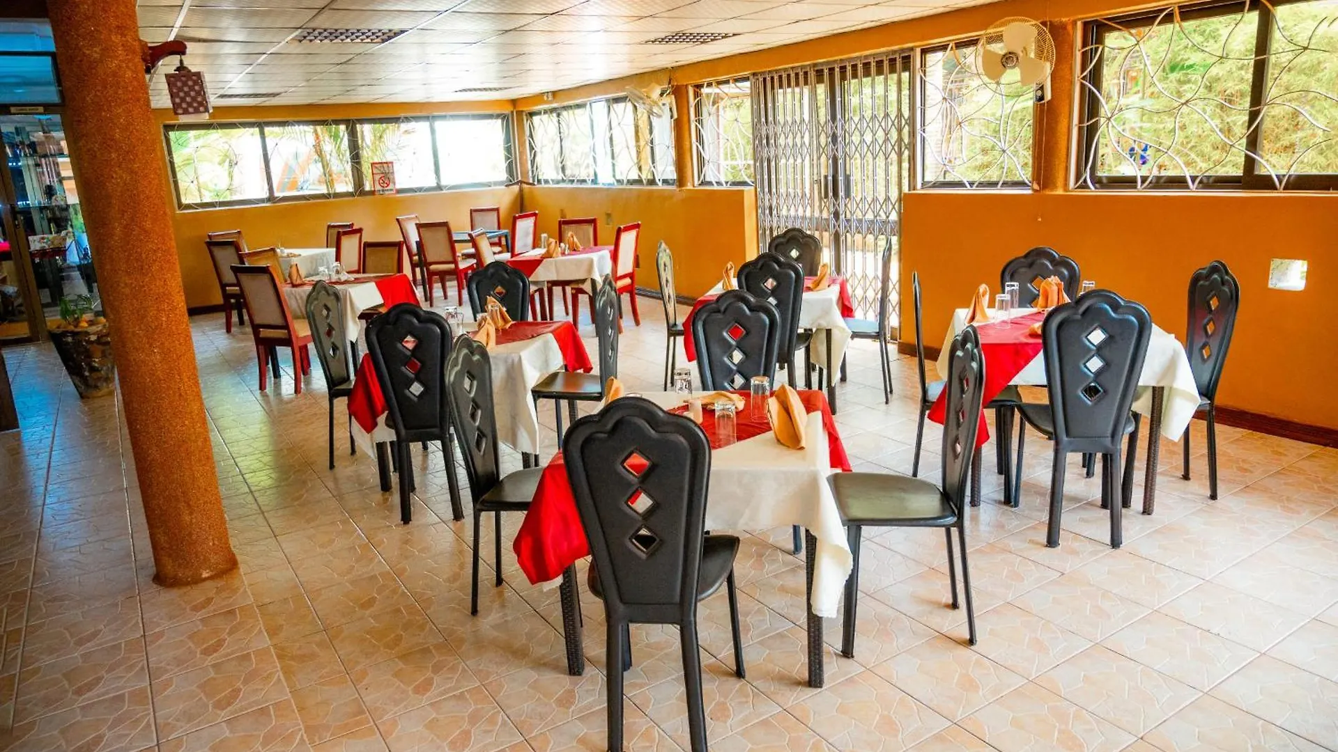 Hotel Crystal Suites & Apartments Kampala