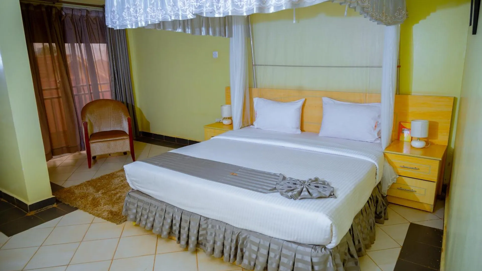 Hotel Crystal Suites & Apartments Kampala