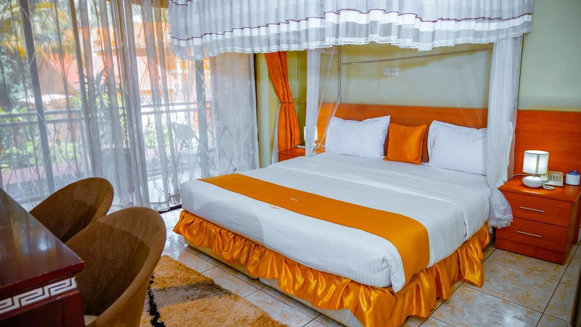 Crystal Suites & Apartments Kampala 3*,  Uganda