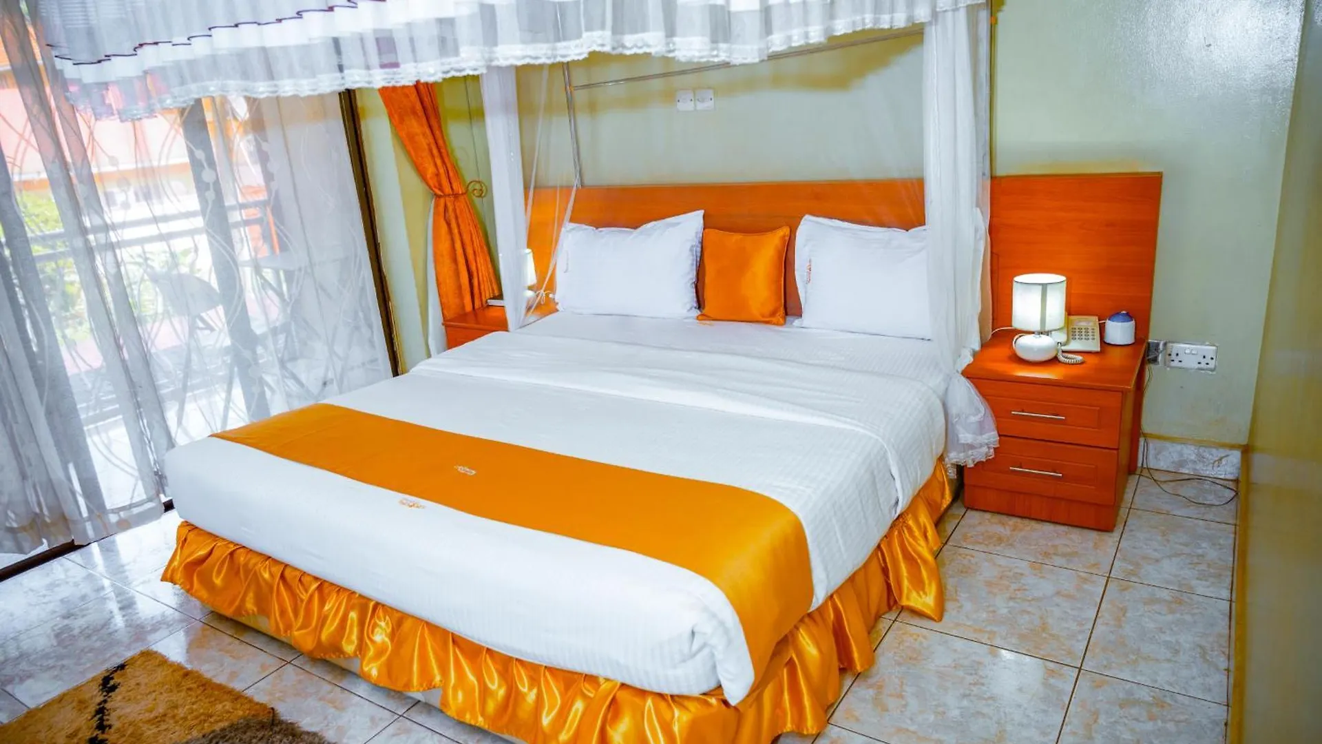 Crystal Suites & Apartments Kampala Hotel