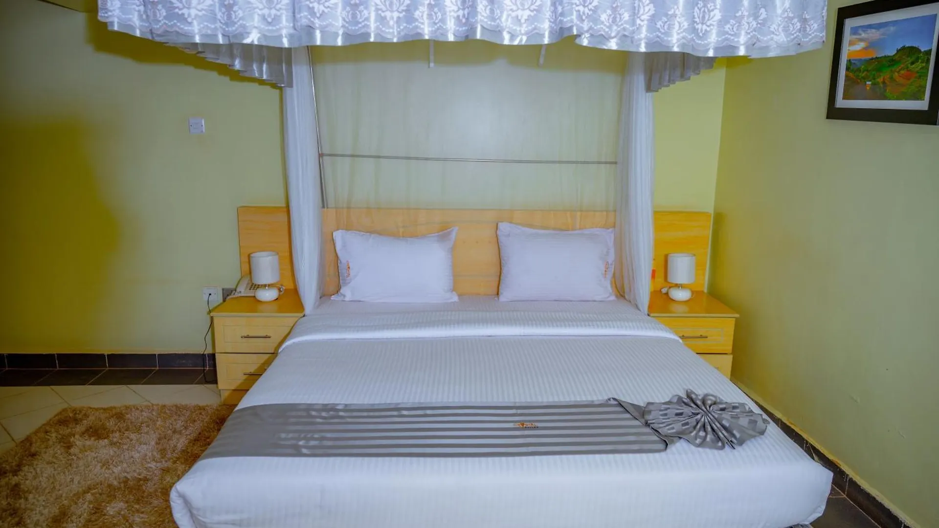 Crystal Suites & Apartments Kampala
